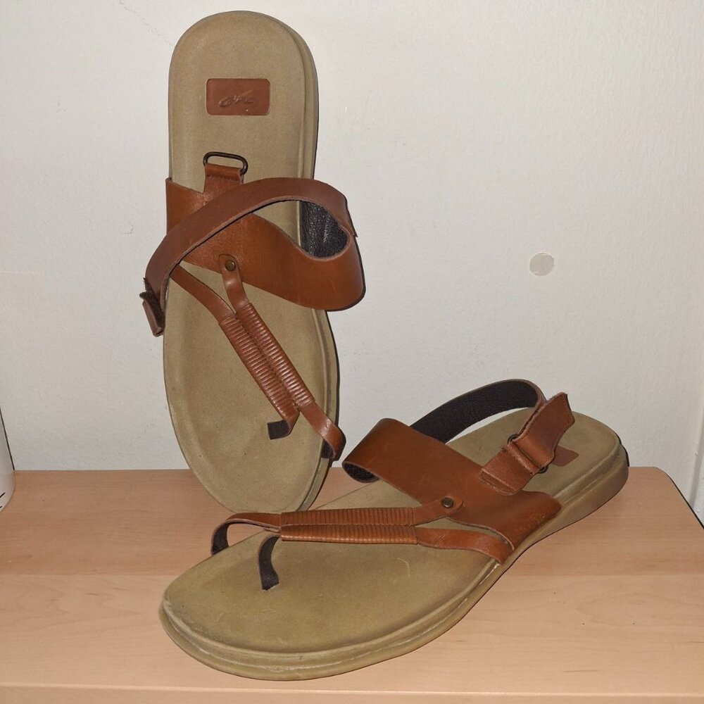 GINO CHERRUTI Men’s Leather Toe Loop Sandals – Casual Slip-On Comfort
